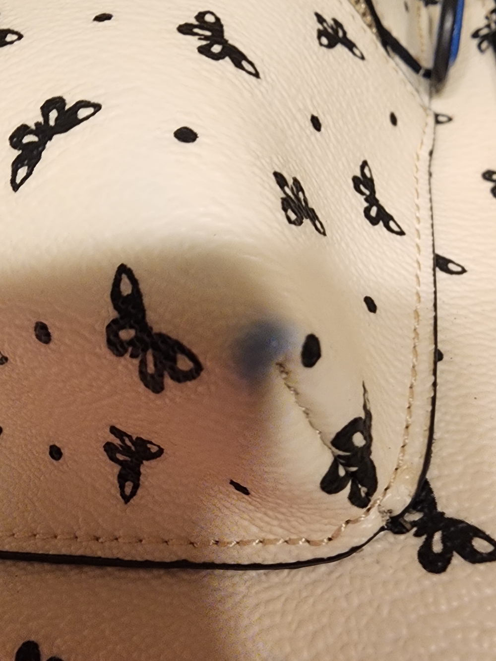 Coach White & Black Mini Backpack with Red Lip Patch - Picture 8 of 16